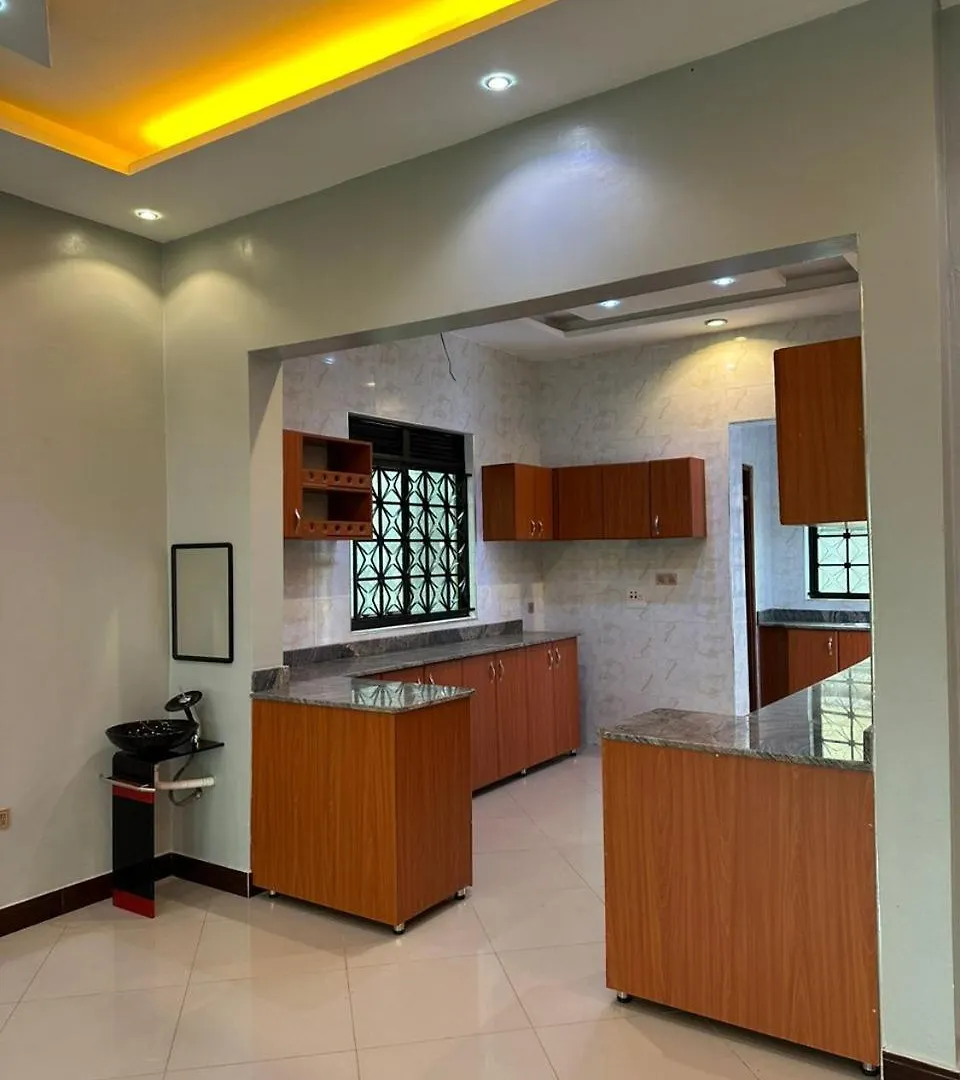 דירה קמפאלה Vicent Residence